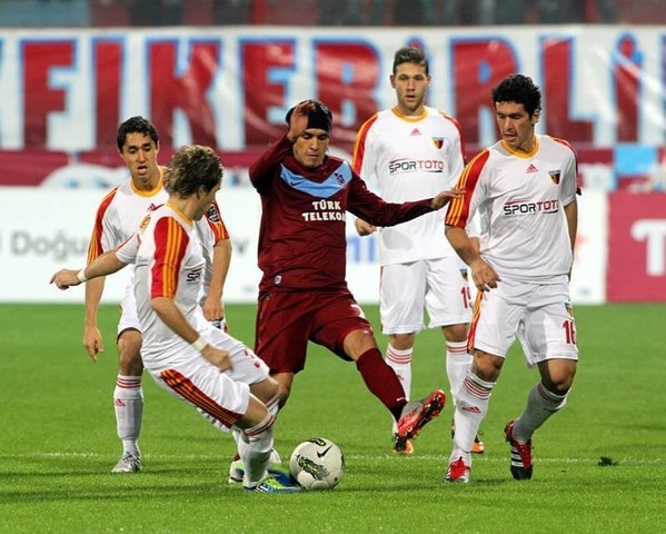 Furkan Özçal-Riveros-Santana