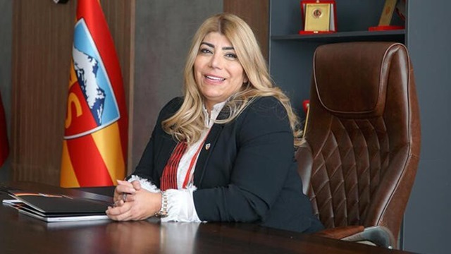 Kayserispor Başkanı Berna Gözbaşı
