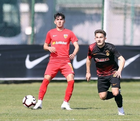 2 Numara Ahmet Kağan Malatyalı (Kayserispor U19)