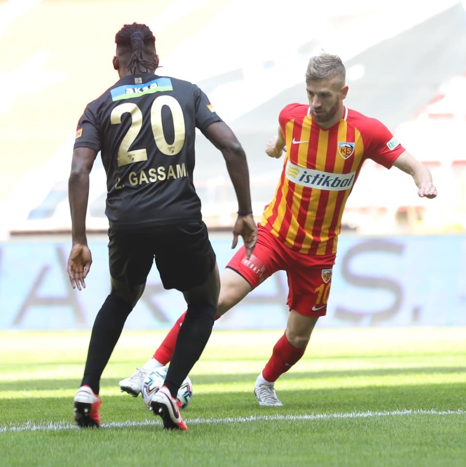 Kayserispor 1-1 Göztepe 👉 Pedro Herique-Gassama