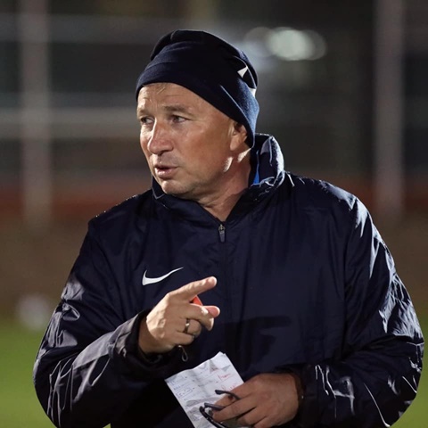 Dan Petrescu İlk Antremanına çıktı.