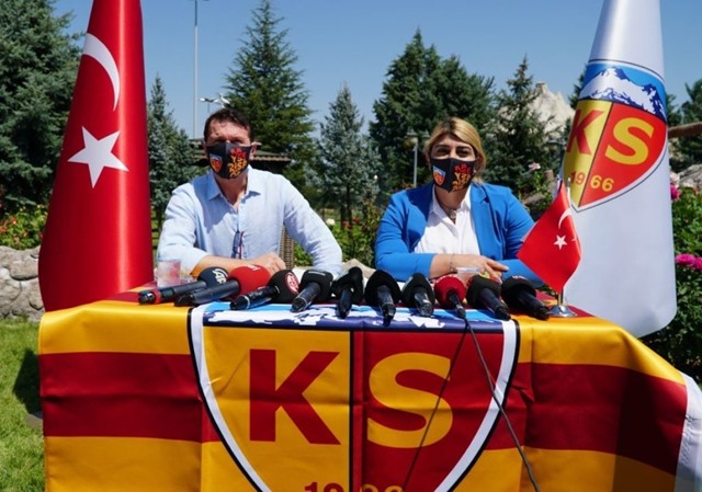 Kayserispor, Bayram Bektaş ile Resmi Sözleşme İmzaladı.