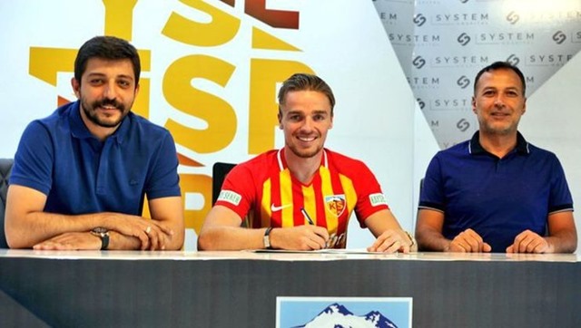 Kayserispor Ben Rienstra ile Sözleşme imzaladı.