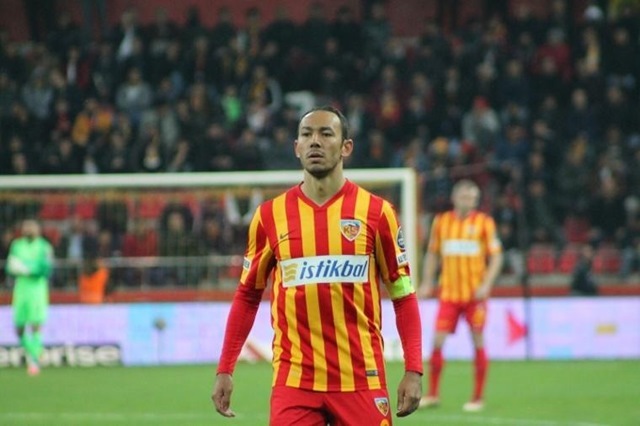 Umut Bulut'un Taliplileri Çoğaldı.