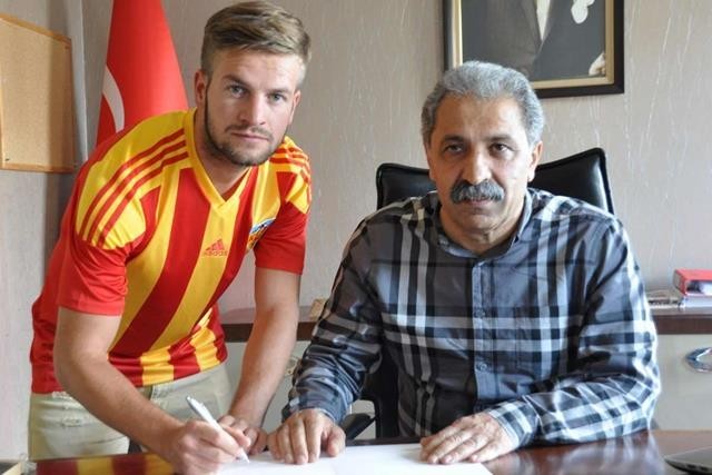 Kayserispor Atila Turan ile Sözleşme İmzaladı.