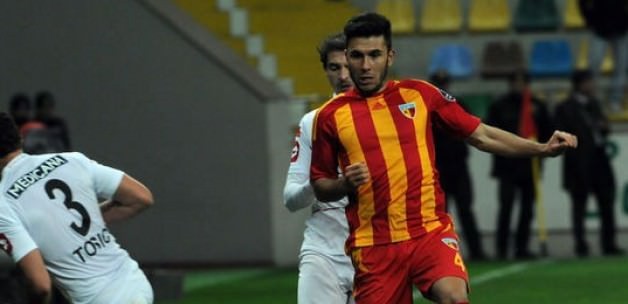Kayserispor'da 2 Futbolcu ile Daha Sözleşme Fesh Edildi.