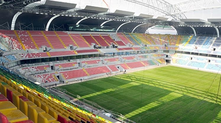 UEFA Yetkilileri Pazar Günü Kadir Has Stadını İncelemeye Geliyor