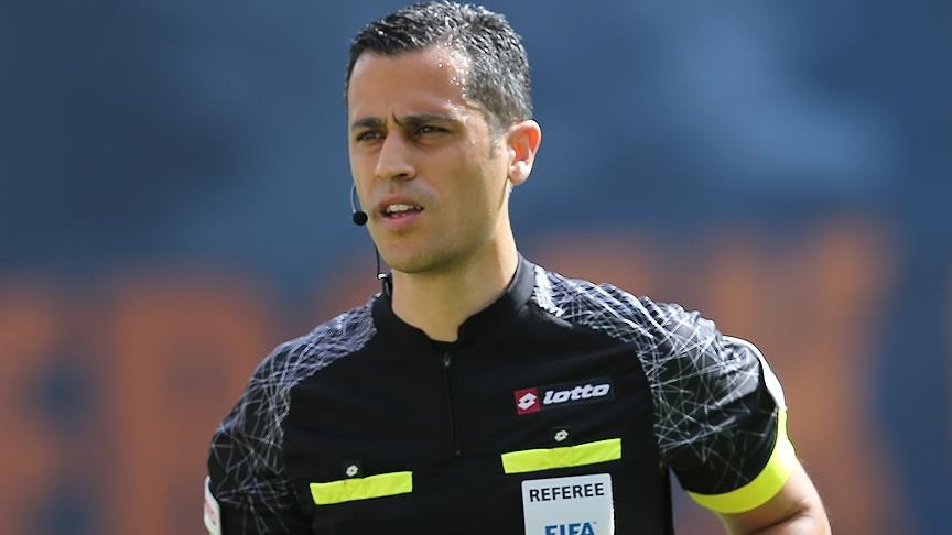 Kayserispor-Fenerbahçe Maçında VAR'da 3 Hakem Görevlendirildi.