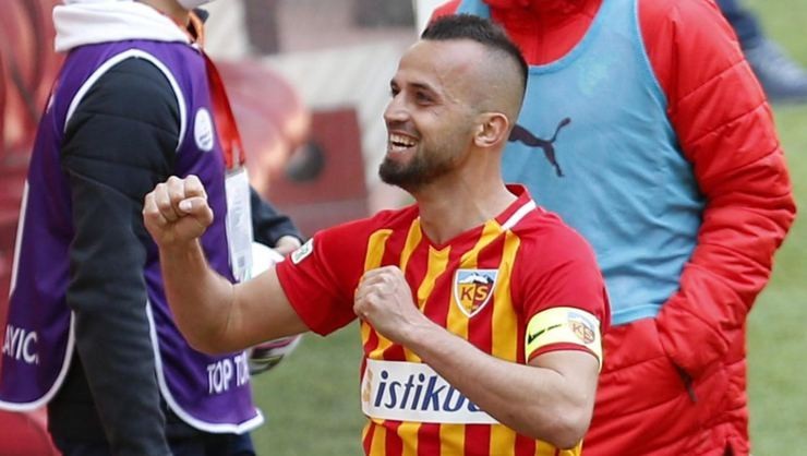 Kayserispor Takım Kaptanı İlhan Parlak'tan Teşekkür Mesajı