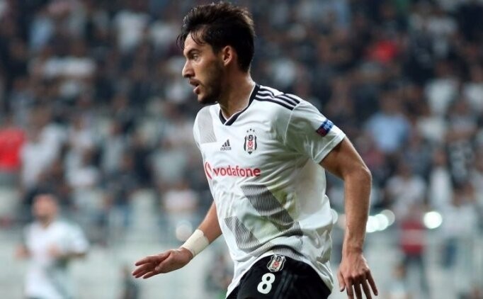 Ali Naibi; Beşiktaş'tan Mehmet Umut Nayır'ı İsteğini Yönetime İletti.