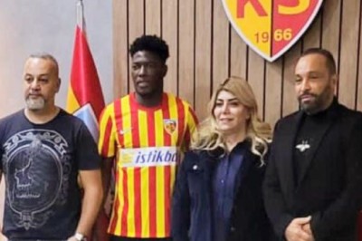 Kayserispor'da Salifou Bombe Soumah ile Sözleşme İmzaladı