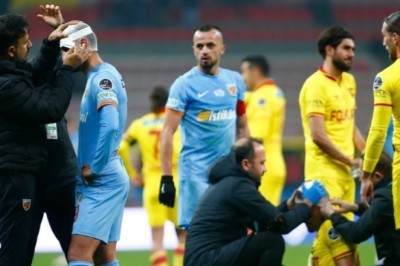 Kayserispor ve Başakşehir FK'da Sakat ve Cezalıların Listesi.