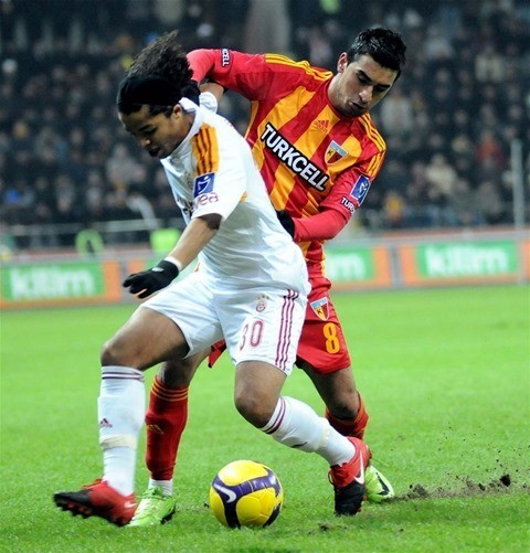 Futbol Terimleri Sözlüğü #24 İkili Mücadele Nedir?